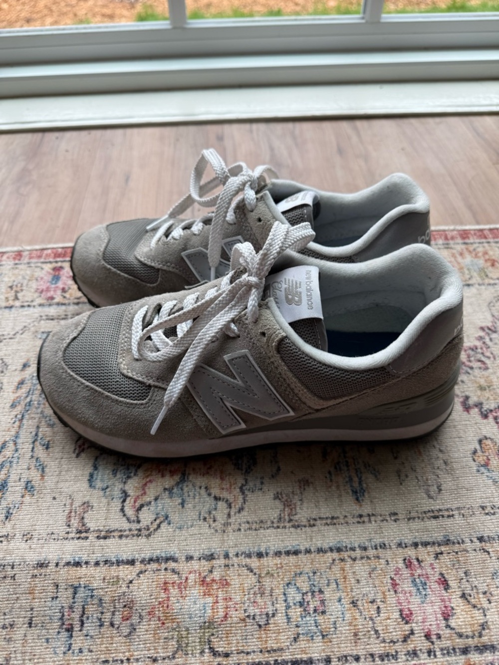 New Balance Women’s 574 Core 8.5 - Picture 6 of 10